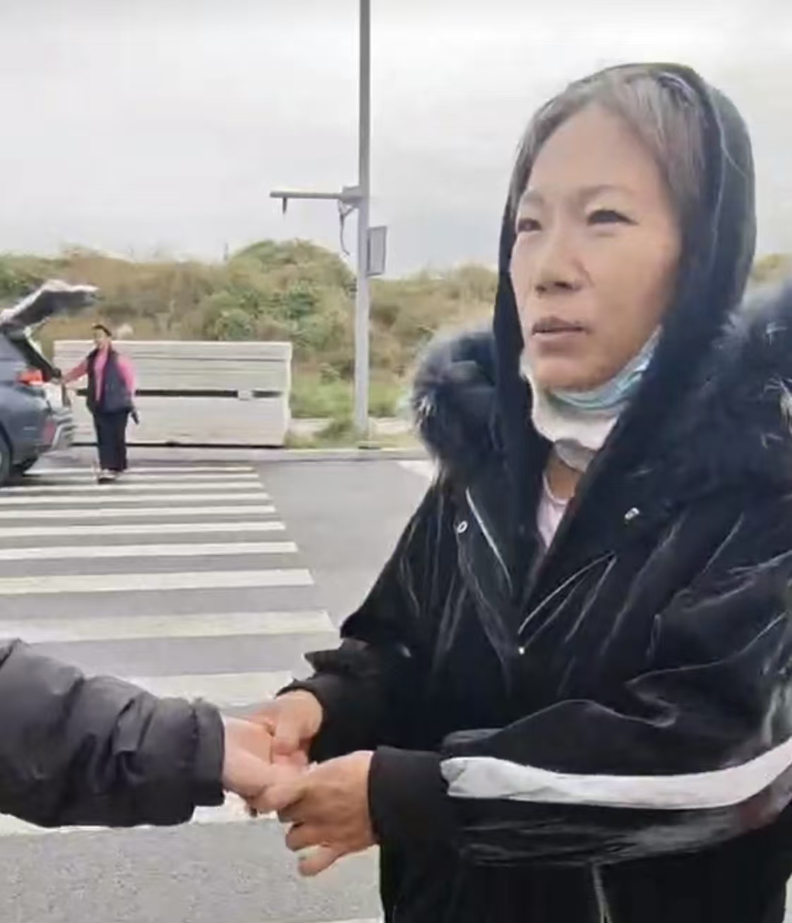 群友赵华用十三推帮助脚踝受伤的、鼻子不舒服的同学们，快速缓解不适