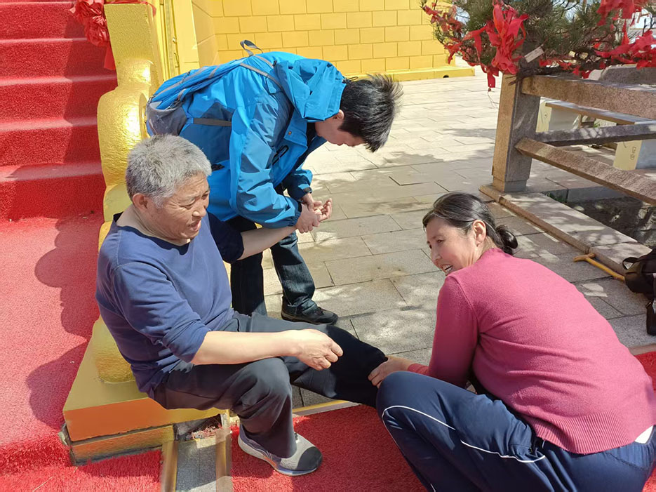 行走中的诊所，急救穴再立功——抽筋急痛，急救穴解