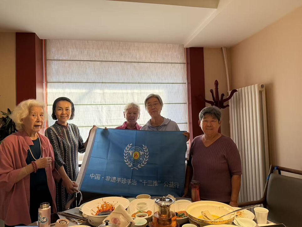 从“看不懂资料”到“收获满满”——孙主任爱心助力，6个家庭线下一对一学会十三推